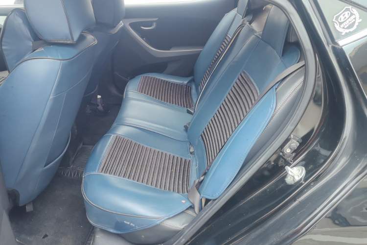 Used Hyundai Elantra (5th Generation / Langdong) 2015 1.6L Automatic Leading Model Left Rear Seat
