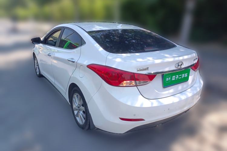 Used Hyundai Elantra (5th Generation / Langdong) 2015 1.6L Manual Leading Model Rear Left 45 Deg