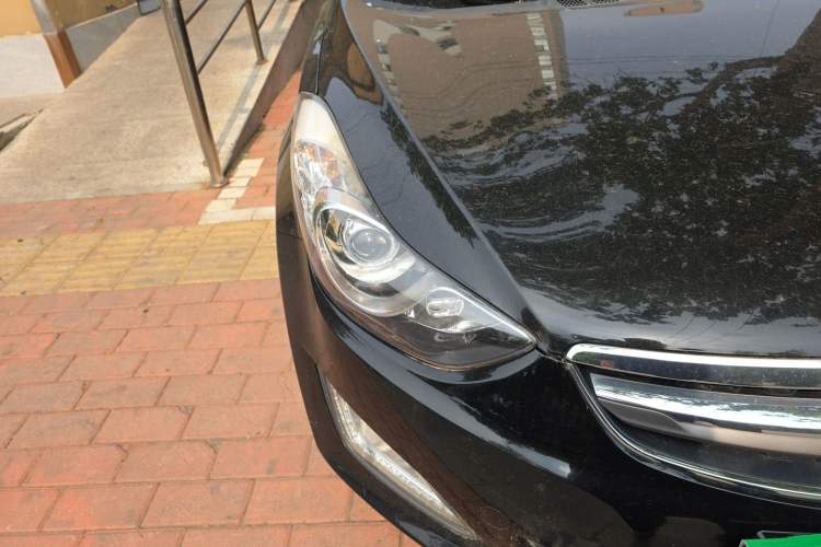 Used Hyundai Elantra (5th Generation / Langdong) 2015 1.6L Manual Leading Model Right Front Headlight