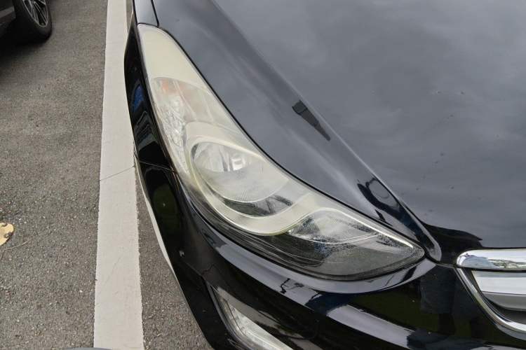 Used Hyundai Elantra (5th Generation / Langdong) 2015 1.6L Manual Leading Model Right Front Headlight