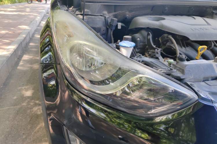 Used Hyundai Elantra (5th Generation / Langdong) 2015 1.6L Automatic Luxury Model Right Front Headlight