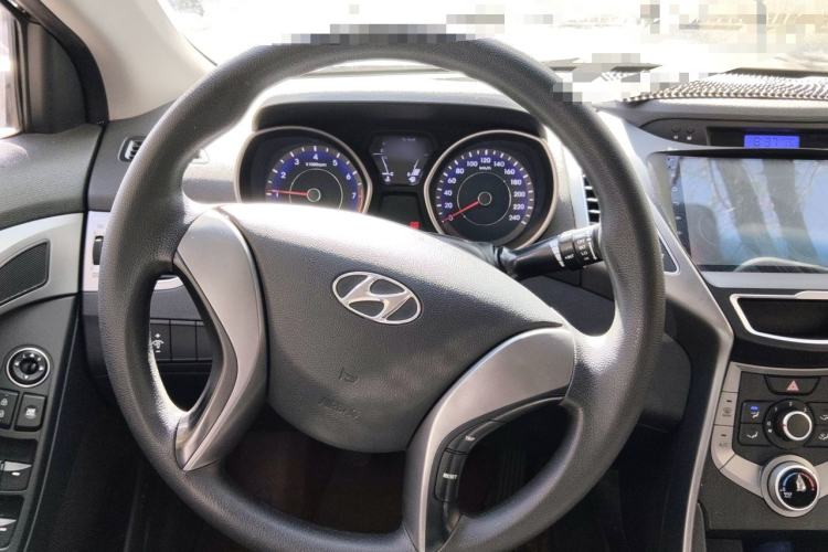Used Hyundai Elantra (5th Generation / Langdong) 2015 1.6L Manual Fashion Edition Steering Wheel