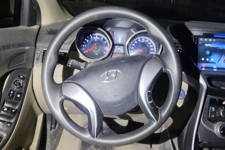Used Hyundai Elantra (5th Generation / Langdong) 2015 1.6L Automatic Leading Model Steering Wheel