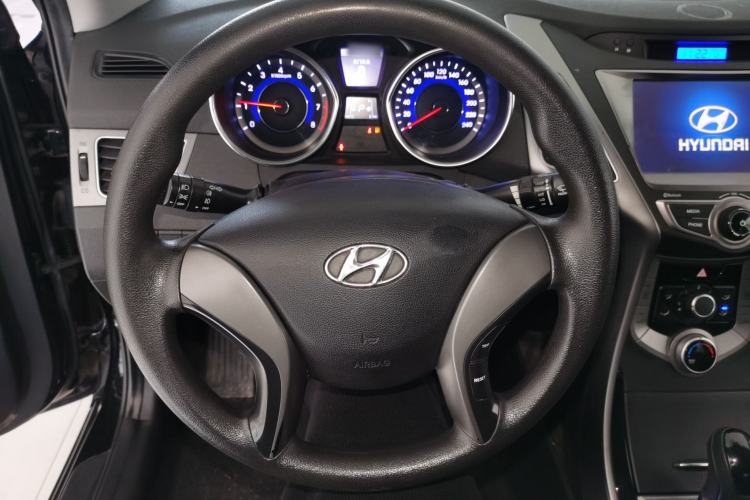 Used Hyundai Elantra (5th Generation / Langdong) 2015 1.6L Automatic Leading Model Steering Wheel