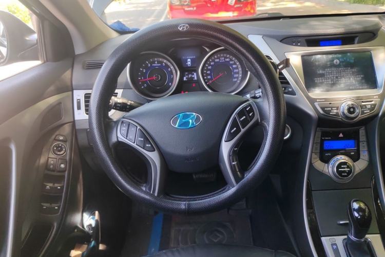 Used Hyundai Elantra (5th Generation / Langdong) 2015 1.6L Automatic Luxury Model Steering Wheel