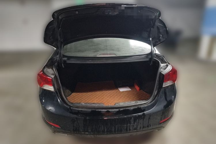 Used Hyundai Elantra (5th Generation / Langdong) 2015 1.6L Manual Fashion Edition Trunk