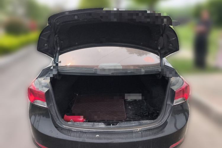 Used Hyundai Elantra (5th Generation / Langdong) 2015 1.6L Automatic Fashion Model Trunk