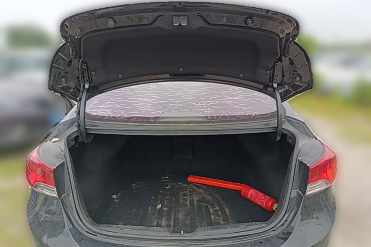 Used Hyundai Elantra (5th Generation / Langdong) 2015 1.6L Automatic Leading Model Trunk