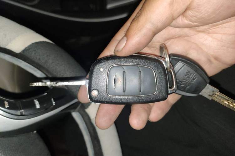 Used Hyundai Elantra (5th Generation / Langdong) 2015 1.6L Automatic Fashion Model Vehicle Key