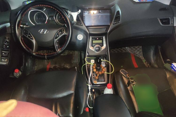 Used Hyundai Elantra (5th Generation / Langdong) 2015 1.6L Automatic Luxury Model Center Console