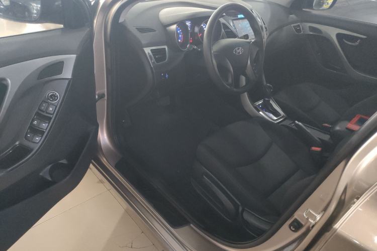 Used Hyundai Elantra (5th Generation / Langdong) 2015 1.6L Automatic Fashion Model Driver Seat