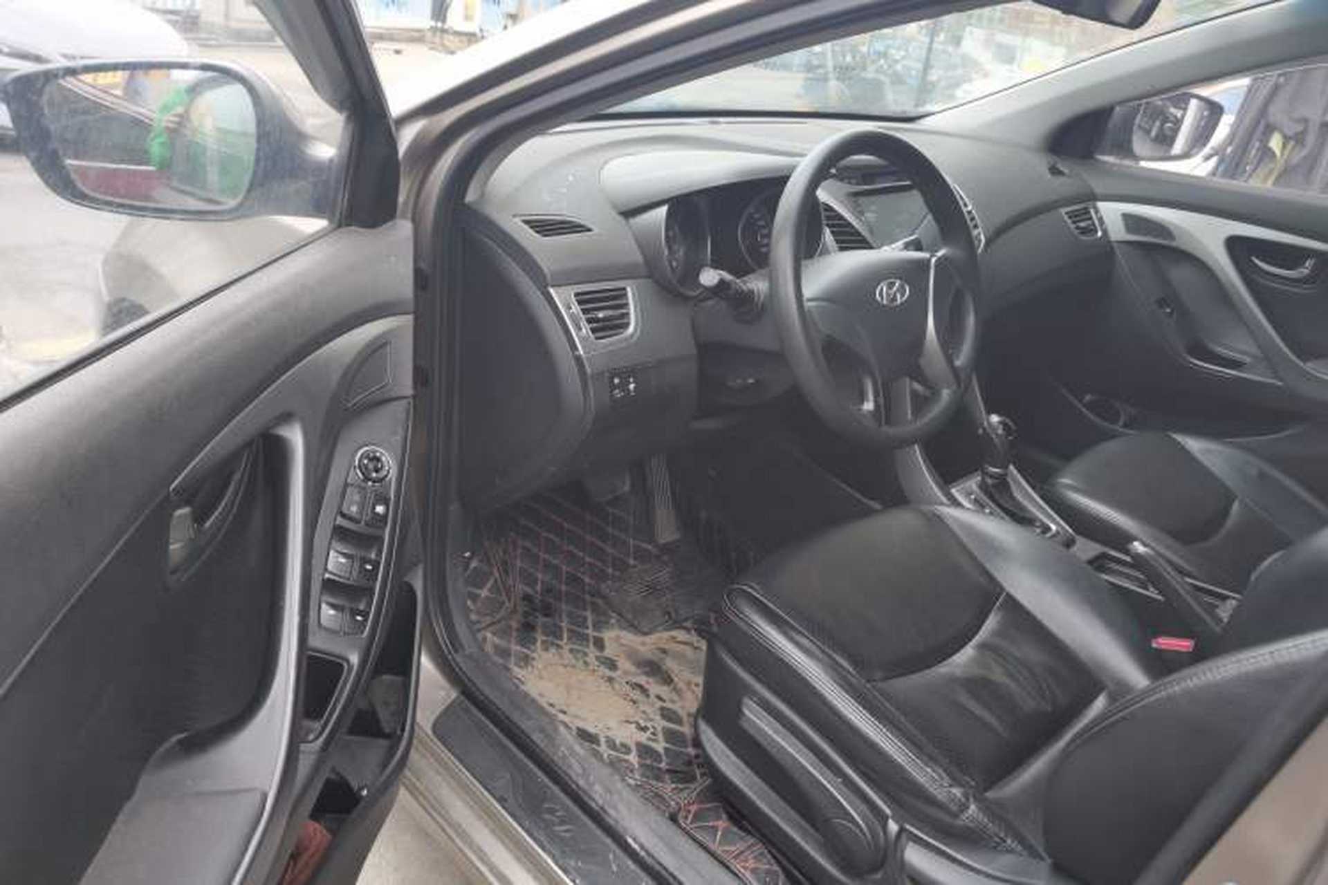 Used Hyundai Elantra (5th Generation / Langdong) 2015 1.6L Automatic Fashion Model Driver Seat