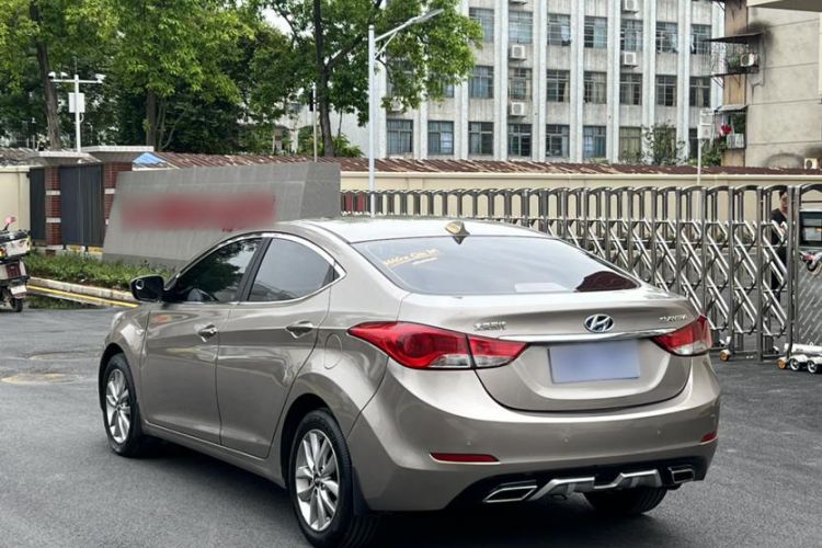 Used Hyundai Elantra (5th Generation / Langdong) 2015 1.6L Automatic Fashion Model Exterior 2