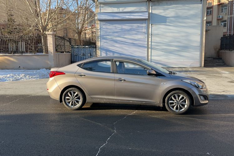 Used Hyundai Elantra (5th Generation / Langdong) 2015 1.6L Manual Fashion Edition Exterior 2
