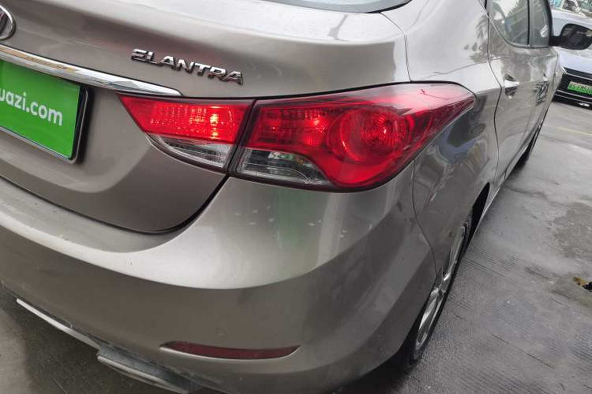Used Hyundai Elantra (5th Generation / Langdong) 2015 1.6L Automatic Fashion Model Exterior 3