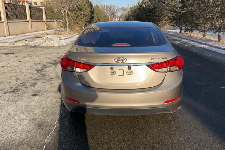Used Hyundai Elantra (5th Generation / Langdong) 2015 1.6L Manual Fashion Edition Exterior 4