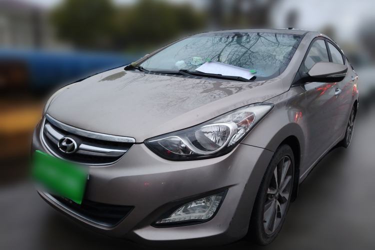 Used Hyundai Elantra (5th Generation / Langdong) 2015 1.6L Automatic Leading Model Front Left 45 Deg