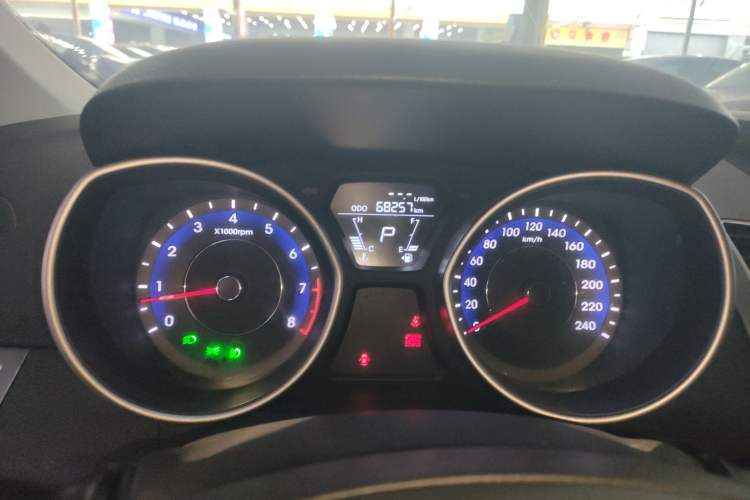 Used Hyundai Elantra (5th Generation / Langdong) 2015 1.6L Automatic Fashion Model Instrument Cluster