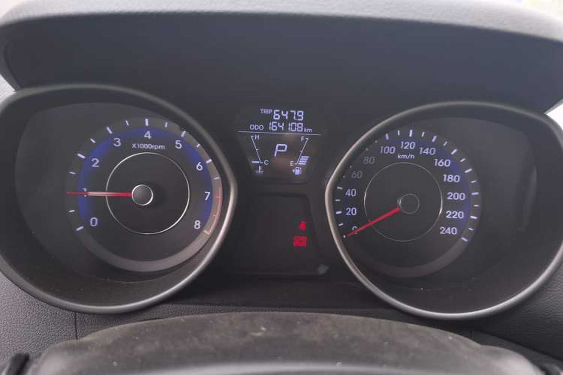 Used Hyundai Elantra (5th Generation / Langdong) 2015 1.6L Automatic Fashion Model Instrument Cluster