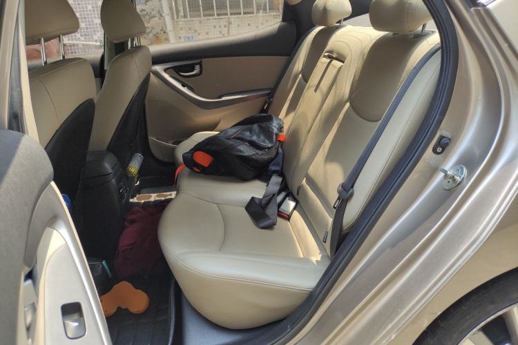 Used Hyundai Elantra (5th Generation / Langdong) 2015 1.6L Automatic Luxury Model Left Rear Seat