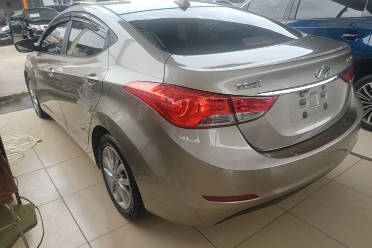 Used Hyundai Elantra (5th Generation / Langdong) 2015 1.6L Automatic Fashion Model Rear Left 45 Deg