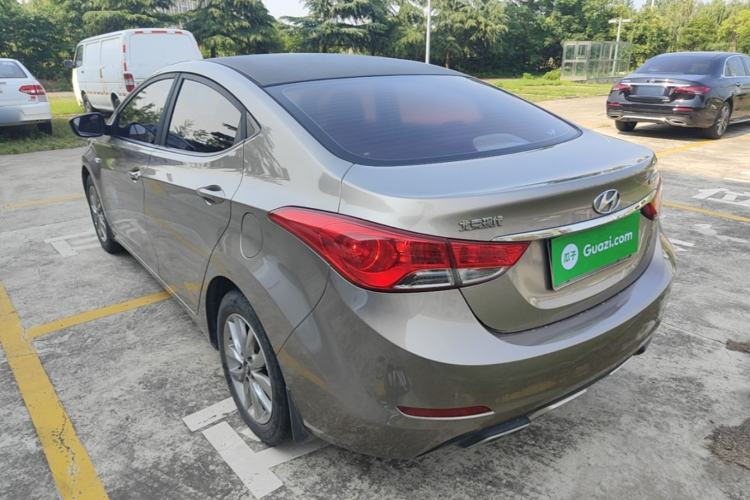 Used Hyundai Elantra (5th Generation / Langdong) 2015 1.6L Automatic Fashion Model Rear Left 45 Deg
