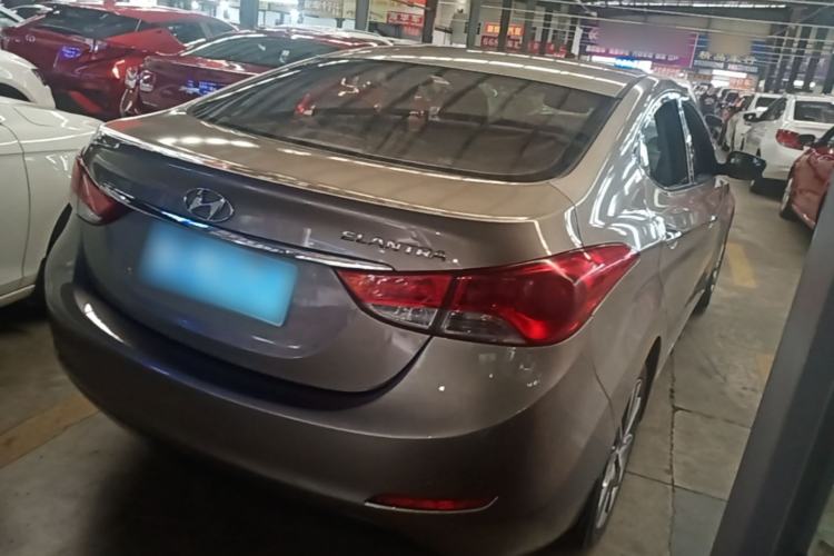 Used Hyundai Elantra (5th Generation / Langdong) 2015 1.6L Automatic Leading Model Rear Right 45 Deg