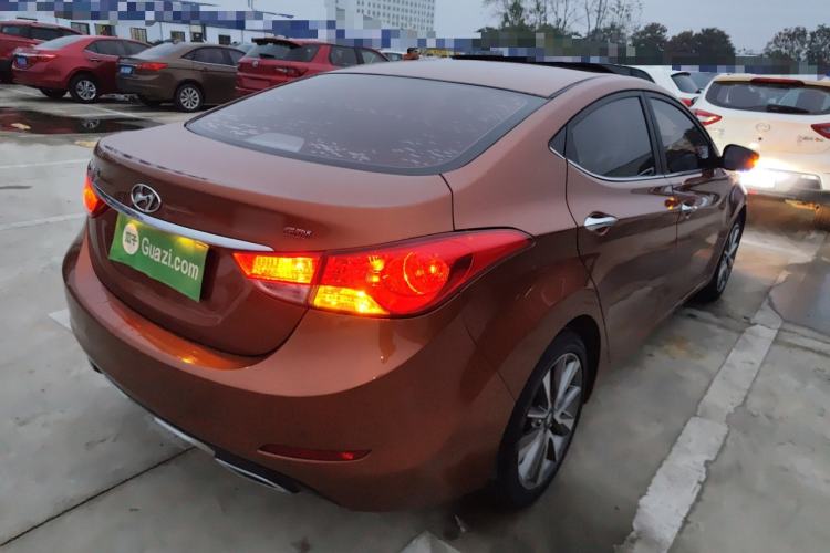 Used Hyundai Elantra (5th Generation / Langdong) 2015 1.6L Automatic Leading Model Rear Right 45 Deg