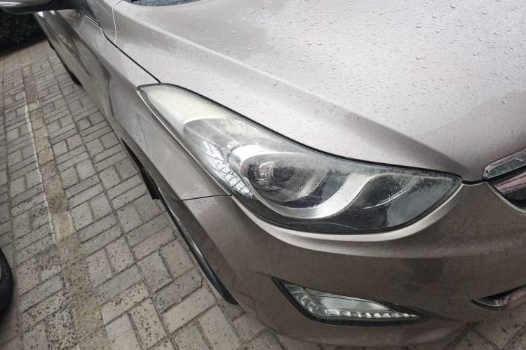 Used Hyundai Elantra (5th Generation / Langdong) 2015 1.6L Manual Leading Model Right Front Headlight