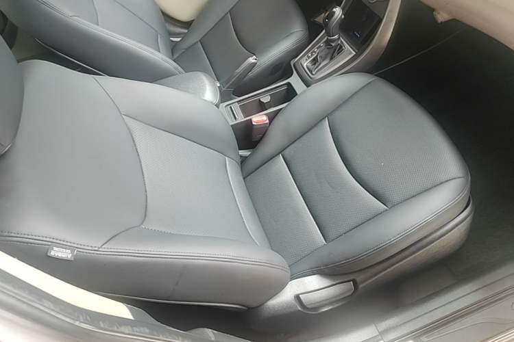 Used Hyundai Elantra (5th Generation / Langdong) 2015 1.6L Automatic Fashion Model Right Front Seat