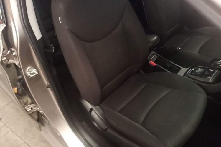 Used Hyundai Elantra (5th Generation / Langdong) 2015 1.6L Automatic Leading Model Right Front Seat