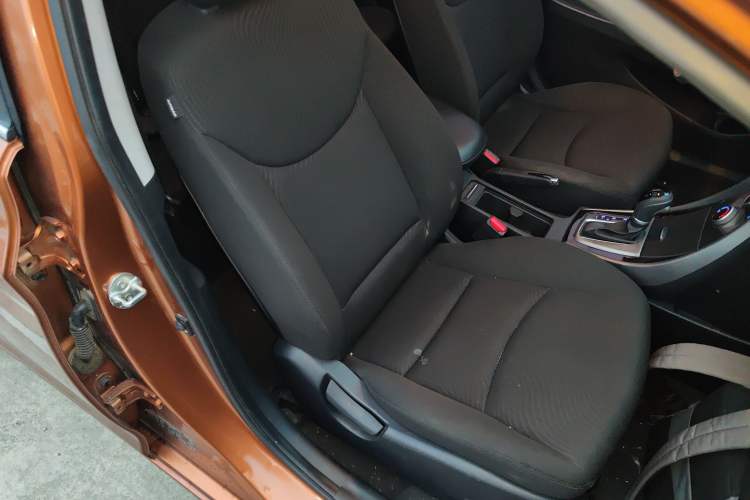Used Hyundai Elantra (5th Generation / Langdong) 2015 1.6L Automatic Leading Model Right Front Seat