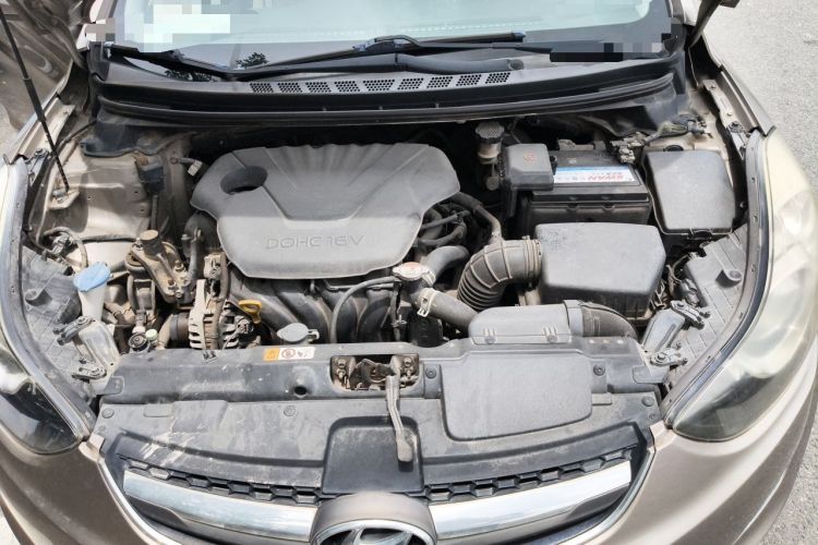Used Hyundai Elantra (5th Generation / Langdong) 2015 1.6L Automatic Fashion Model Engine Bay