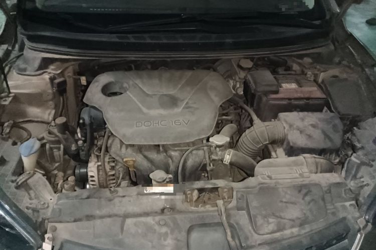Used Hyundai Elantra (5th Generation / Langdong) 2015 1.6L Automatic Leading Model Engine Bay
