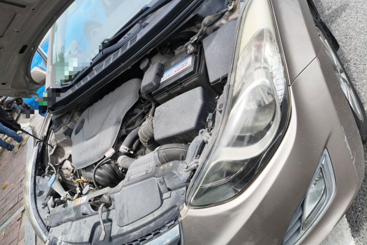 Used Hyundai Elantra (5th Generation / Langdong) 2015 1.6L Automatic Fashion Model Engine Bay Left