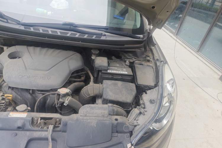 Used Hyundai Elantra (5th Generation / Langdong) 2015 1.6L Manual Leading Model Engine Bay Left