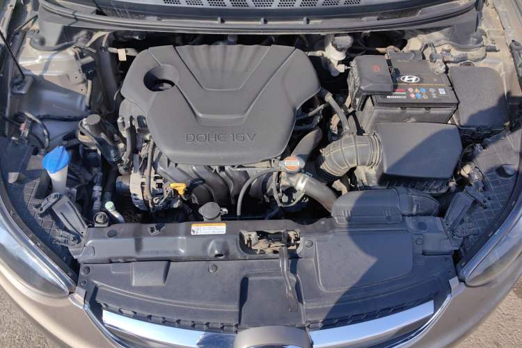 Used Hyundai Elantra (5th Generation / Langdong) 2015 1.6L Manual Leading Model Engine Bay