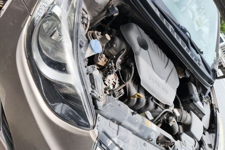 Used Hyundai Elantra (5th Generation / Langdong) 2015 1.6L Automatic Fashion Model Engine Bay Right
