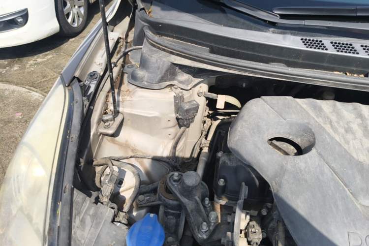 Used Hyundai Elantra (5th Generation / Langdong) 2015 1.6L Automatic Fashion Model Engine Bay Right
