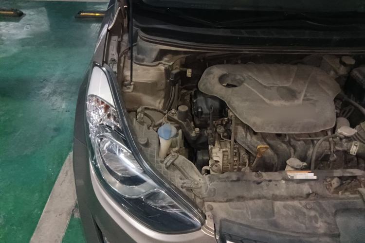 Used Hyundai Elantra (5th Generation / Langdong) 2015 1.6L Automatic Leading Model Engine Bay Right