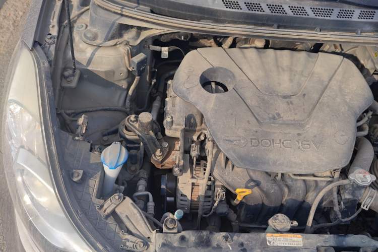 Used Hyundai Elantra (5th Generation / Langdong) 2015 1.6L Manual Leading Model Engine Bay Right