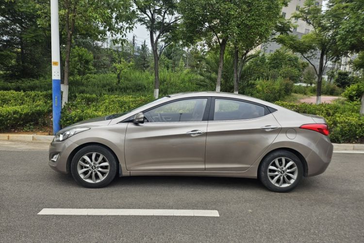 Used Hyundai Elantra (5th Generation / Langdong) 2015 1.6L Manual Leading Model Exterior 3