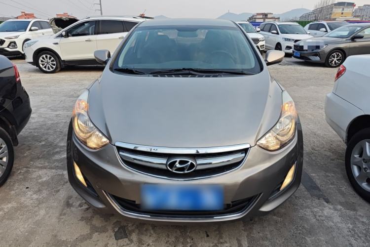 Used Hyundai Elantra (5th Generation / Langdong) 2015 1.6L Automatic Fashion Model Front