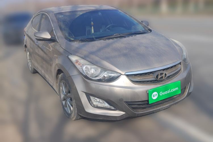 Used Hyundai Elantra (5th Generation / Langdong) 2015 1.6L Manual Leading Model Front Right 45 Deg