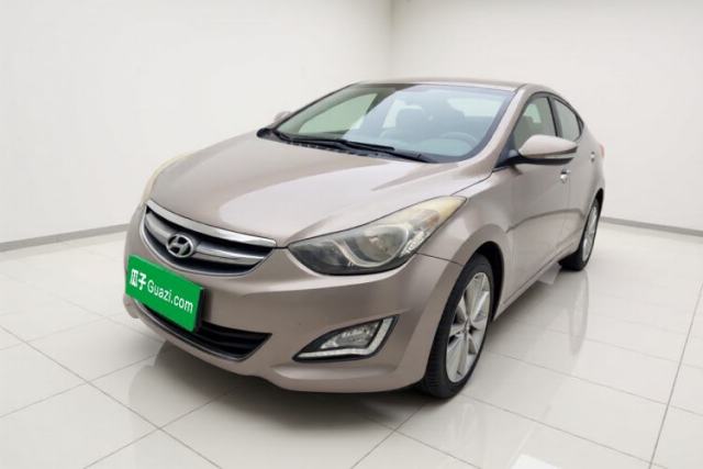 Ojetý Hyundai Elantra (5th Generation / Langdong) 2015 1.6L Automatic Luxury Model
