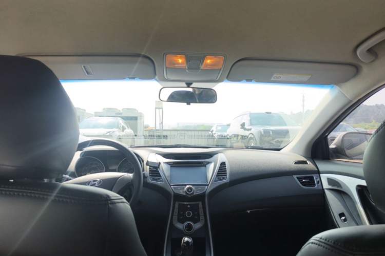 Used Hyundai Elantra (5th Generation / Langdong) 2015 1.6L Automatic Fashion Model Headliner