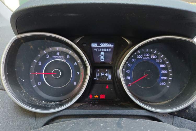 Used Hyundai Elantra (5th Generation / Langdong) 2015 1.6L Automatic Leading Model Instrument Cluster