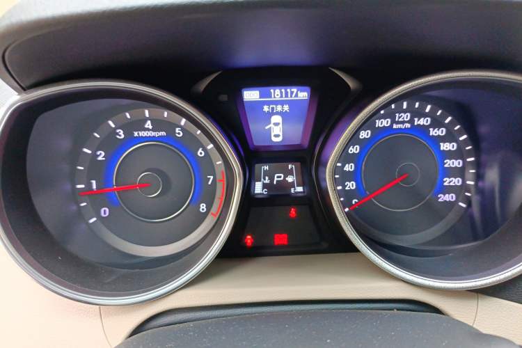 Used Hyundai Elantra (5th Generation / Langdong) 2015 1.6L Automatic Luxury Model Instrument Cluster