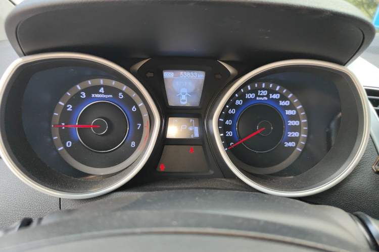 Used Hyundai Elantra (5th Generation / Langdong) 2015 1.6L Automatic Leading Model Instrument Cluster