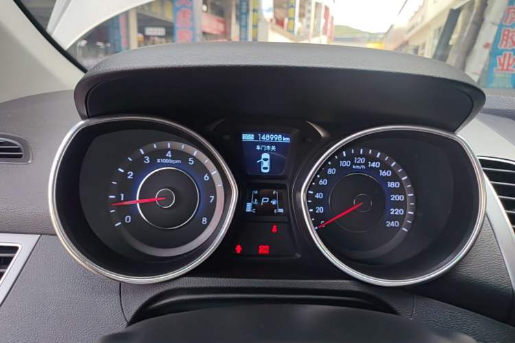Used Hyundai Elantra (5th Generation / Langdong) 2015 1.6L Automatic Luxury Model Instrument Cluster